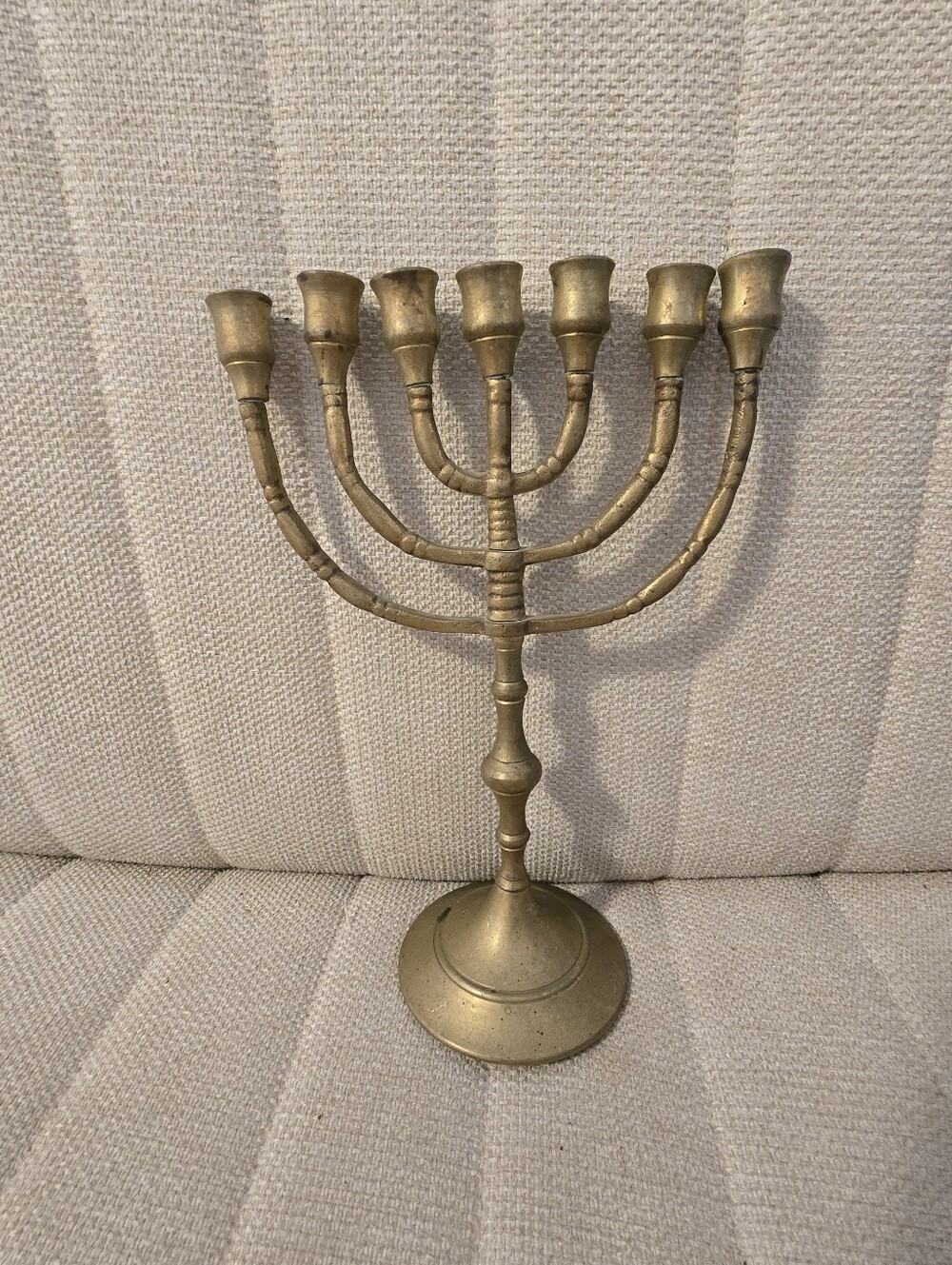 1910c ANTIQUE SOLID BRASS CANDLE LABRUM JEWISH MENORAH CANDELABRA 7 BRANCH 9”